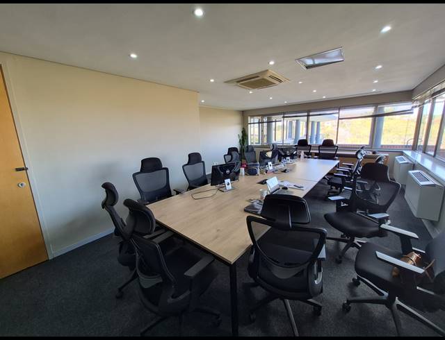 306M² OFFICE TO LET IN WOODMEAD